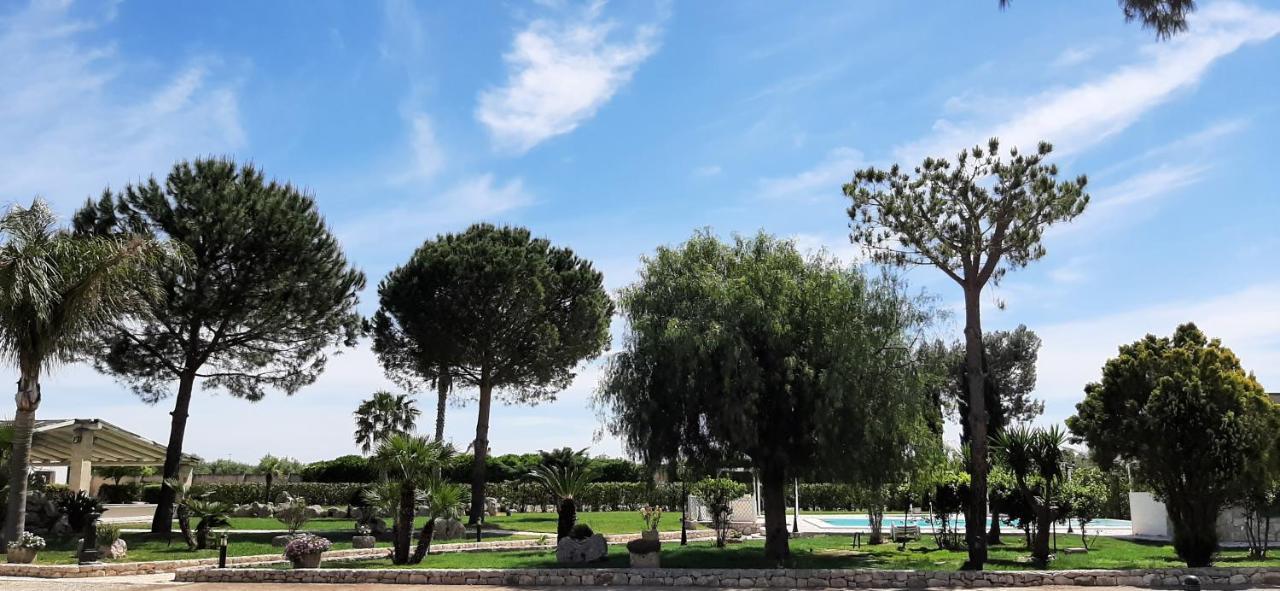 Masseria San Nicola B&B Torre Santa Susanna Exterior foto